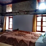 Ruols Guesthouse