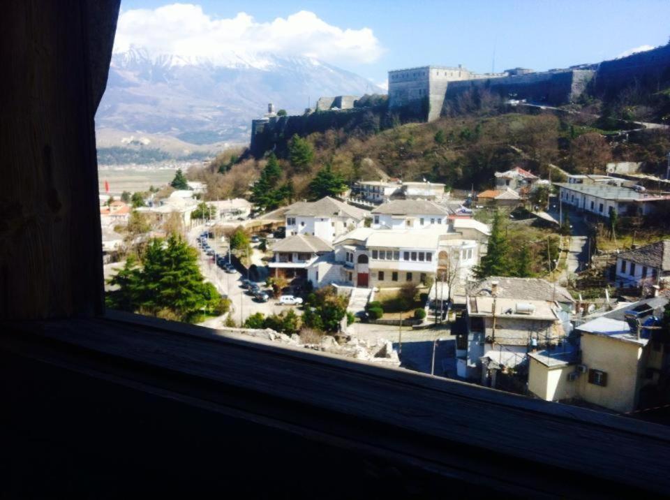 Ruols * Gjirokastër